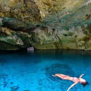 https://playa-moon-dreams.quintano-roohotels.com