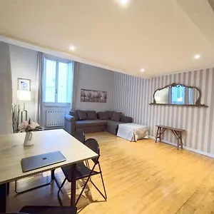 https://navona-gold-apartment.it-romehotels.com